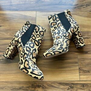 sam edelman corra leopard print calf hair booties 10